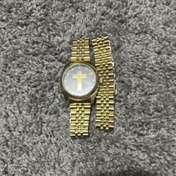 a nice good gold watch