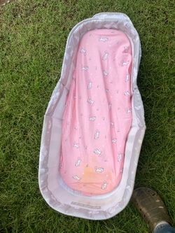 Foldable baby bassinet