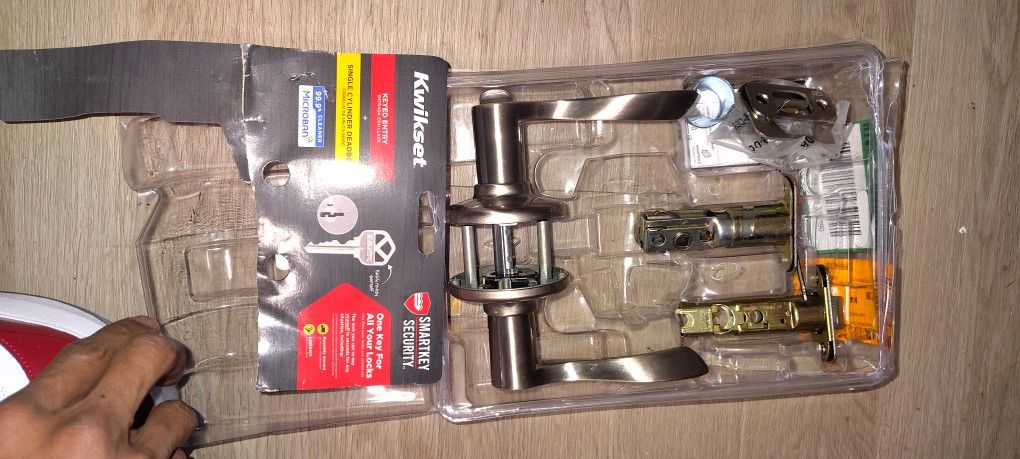 Kwik Set Lock Handle