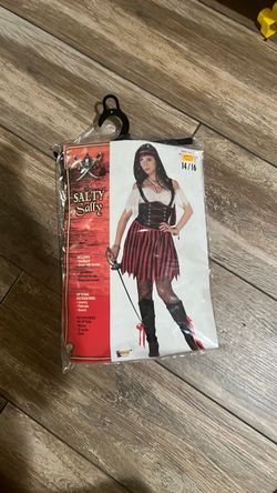 Woman pirate costume