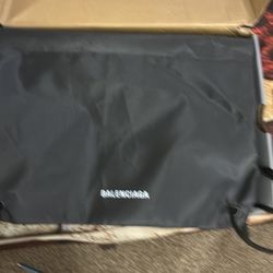 Used rep black and white balinciagas size 12