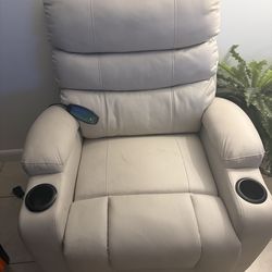 Furniture/Room Furniture/Reclainers/Luxury Power Recliner w/ Massage & Heat