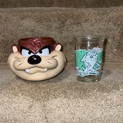 Taz Tasmanian Devil Mug Plastic Coffee Cup & Welchs Warner Bros Looney Tunes VTG