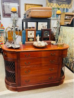 Mahogany Server