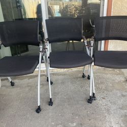 Office Chairs 