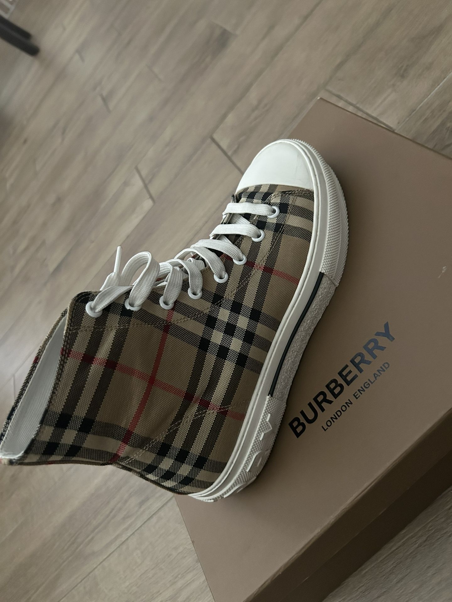 Burberry Shoes