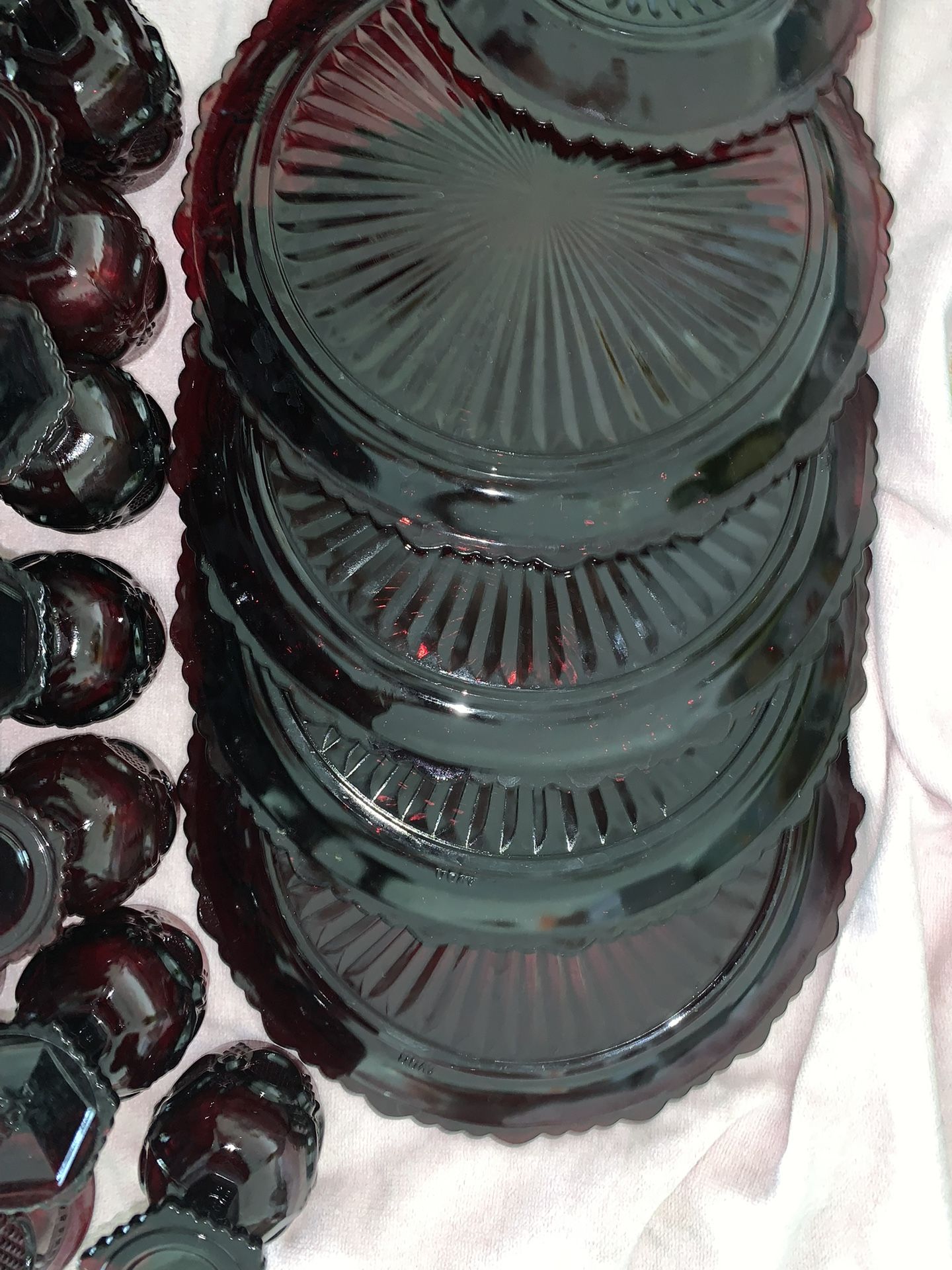 VINTAGE (NEW AND NEVER USED) AVON 1876 CAPE COD COLLECTION RUBY RED GLASSWARE (77 PIECES)