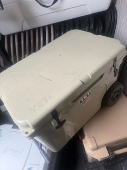 Yeti tundra haul original wheeled cooler