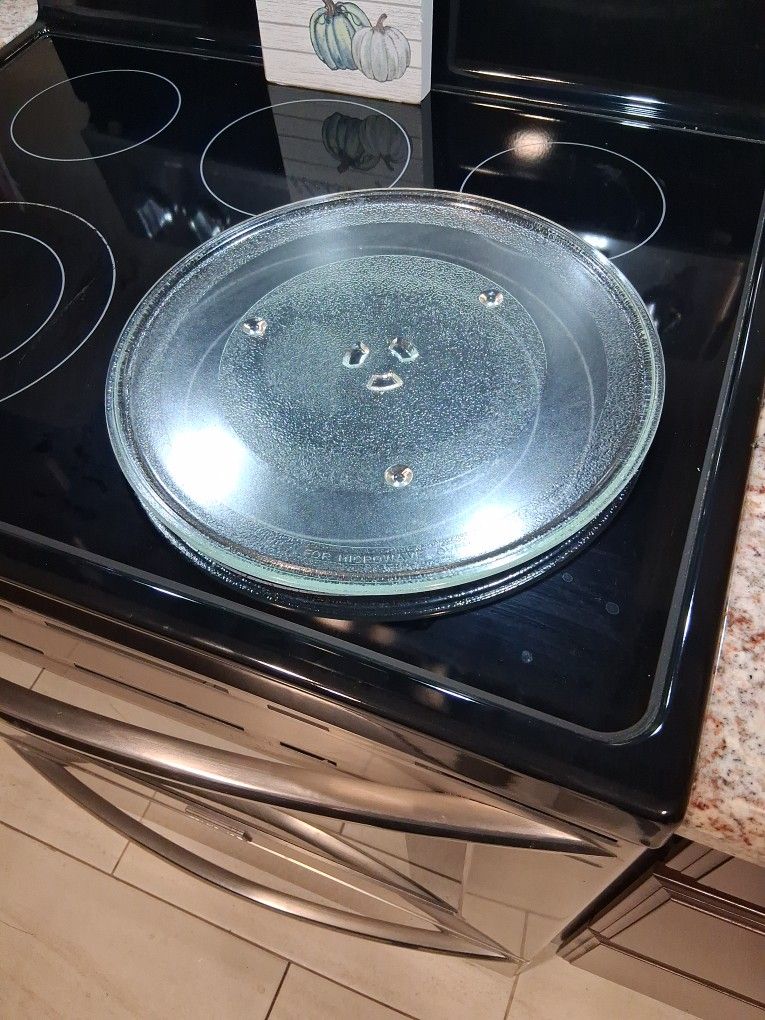 FRIGIDAIRE Microwave Plateh