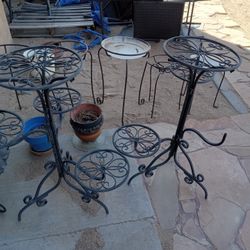 2 Metal Plant Hollther Good Condicion 