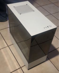 !! His & Hers Gaming PCs !!