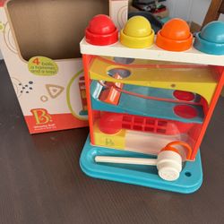 https://offerup.com/redirect/?o=Qi50b3lz  Whacky Ball Pounding Toy NEW 1+