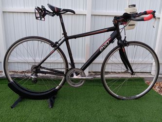 TRIATHLON  BIKE  ROAD  BICYCLE