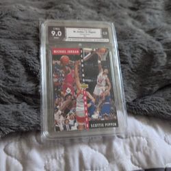 Michael Jordan/ Scottie Pippen 9.0 Mint- ($35)