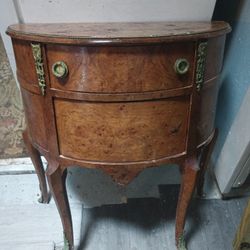 1920's Victorian End Table