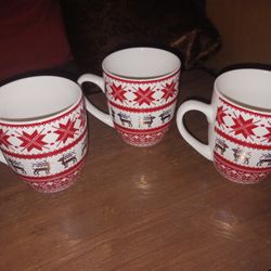 New Large CHRISTMAS  MUGS $6 Each