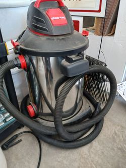 Shop, vac, 12 gallon, 6 horsepower with attachments