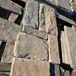 SURPLUS STONE VENEER $500 PER PALLET (100 SQUARE FEET PER PALLET)