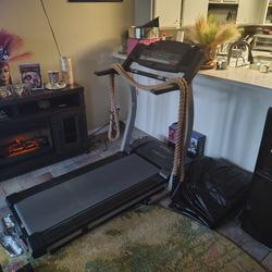 HEAVY DUTY TREADMILL 