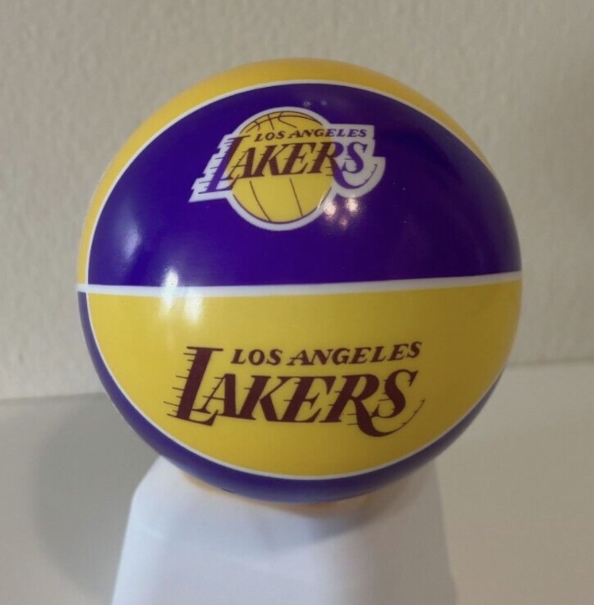 NBA Licensed 4" Mini Basketball Bouncy Arcade Prize Smash N Win Los Angeles Lakers