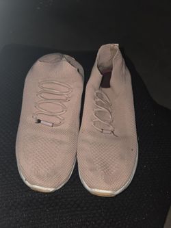 Women shoes size  8