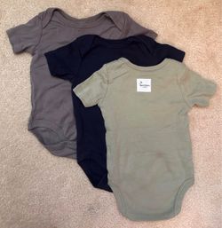 Burt’s Bees Baby Clothes Bundle