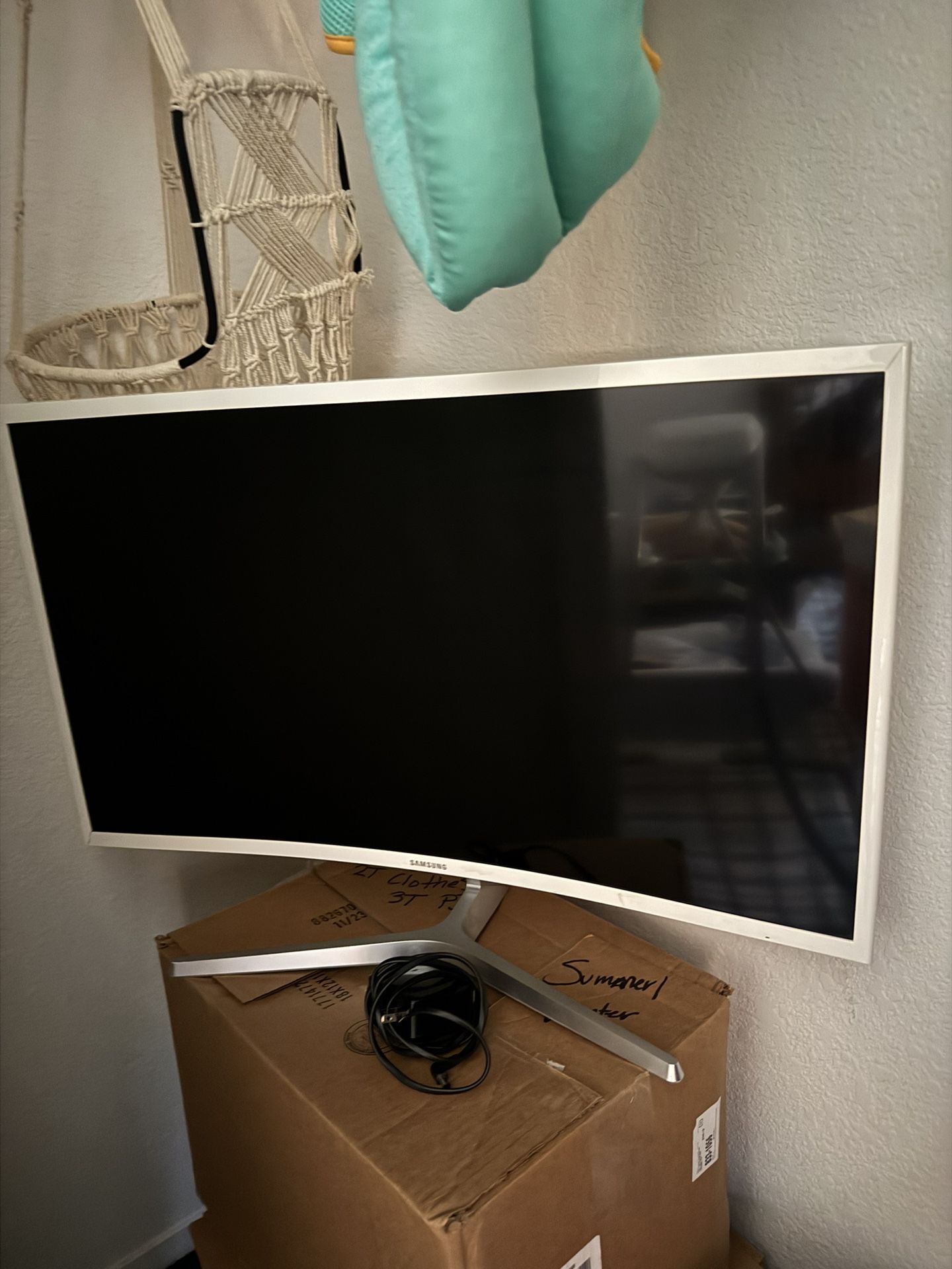 Samsung Monitor Gaming Screen