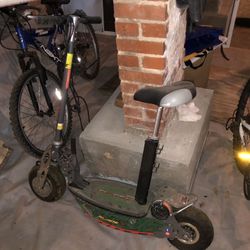 Brand new Blade Scooter. Needs charger