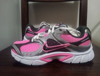 New Nike size 8.5 Women $45