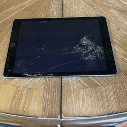 iPad Air 2 - Crack On Screen.  Works Fine.