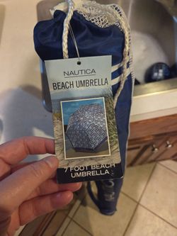Never used - Nautica 7-Foot Beach Umbrella
