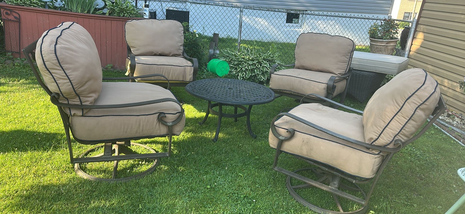 Set Of Patio Chairs 