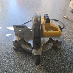 Dewalt 10 Inch Compound Mitre Saw