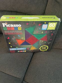 Picasso Tiles