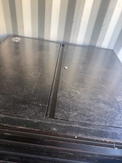 4 cabinet