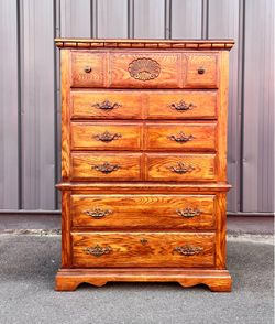 Vintage American Drew Colonial  Dresser FREE DELIVERY 🚚 TAMPA & SURROUNDINGS