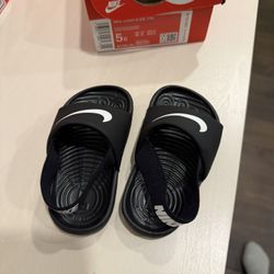 Nike Sandal, Size 5c, Brand New 