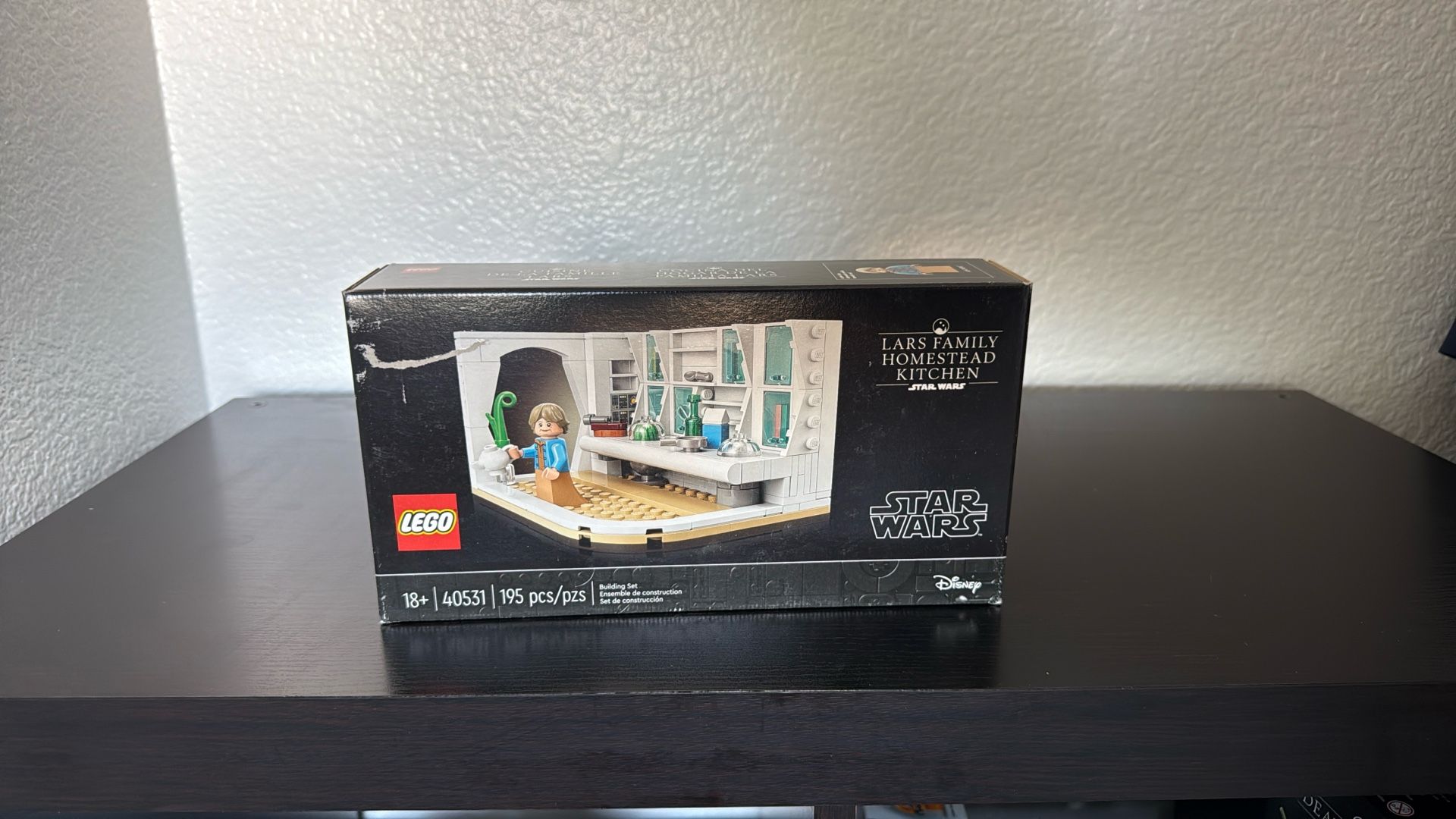 Lego Star Wars Lars Family Homestead Kitchen