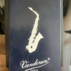 Vandoren Alto Saxophone Reeds.