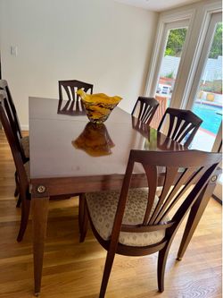 Gorgeous Dining Set
