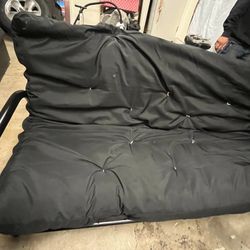 Black Futon