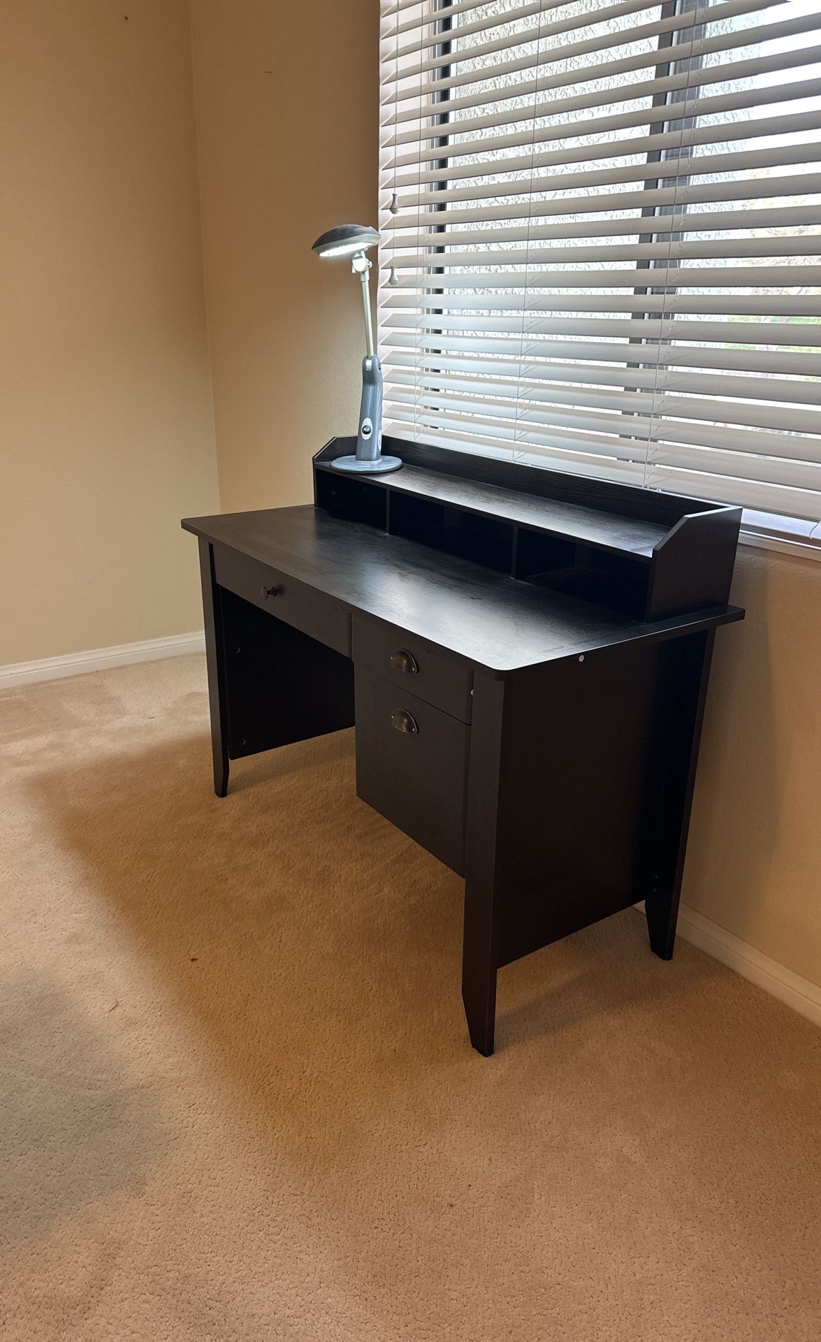 Desk with Lamp And Built In charging Unit