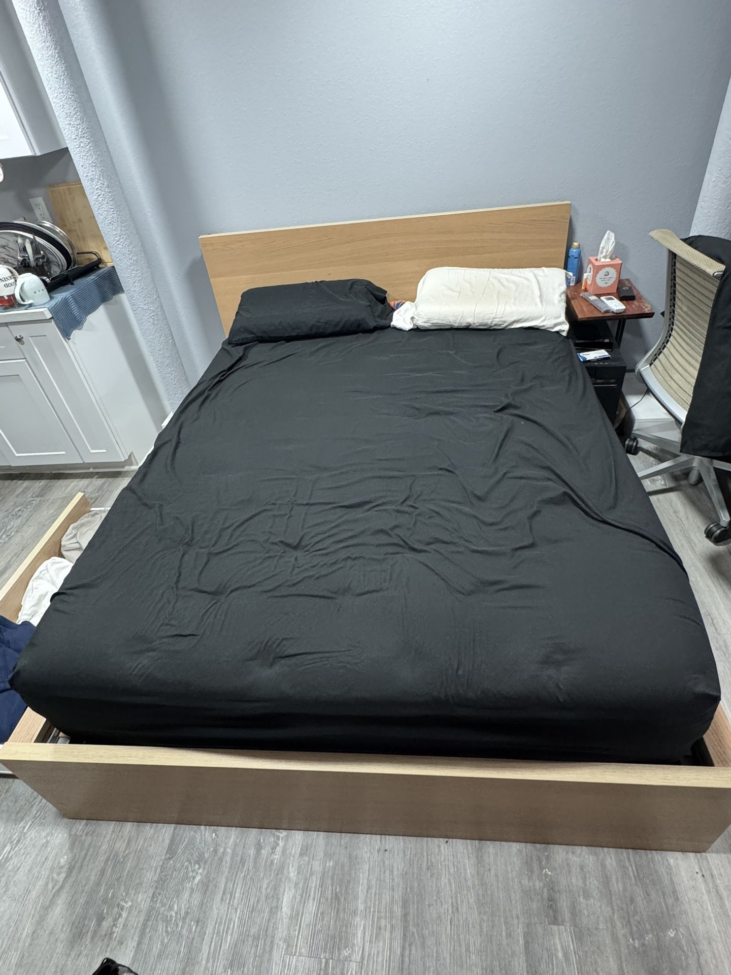 Wooden Bed Frame Queen Size With Two Drawers