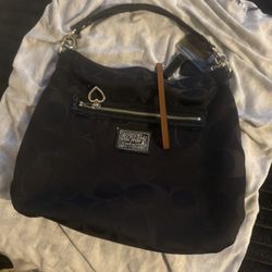 Coach traditional medium purse