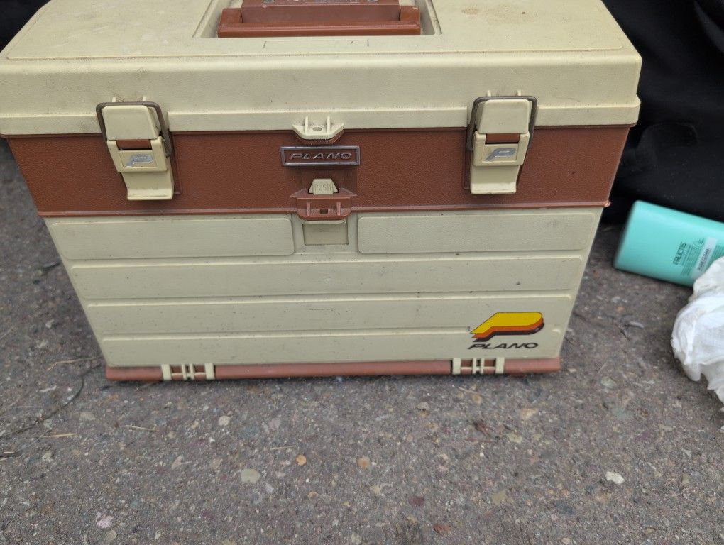 Plano Tackle Box