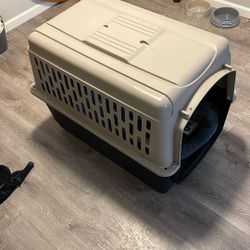 Dog Kennel And Supplies