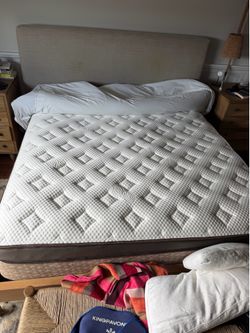 Helix Midnight King Elite Mattress, worth over 4K