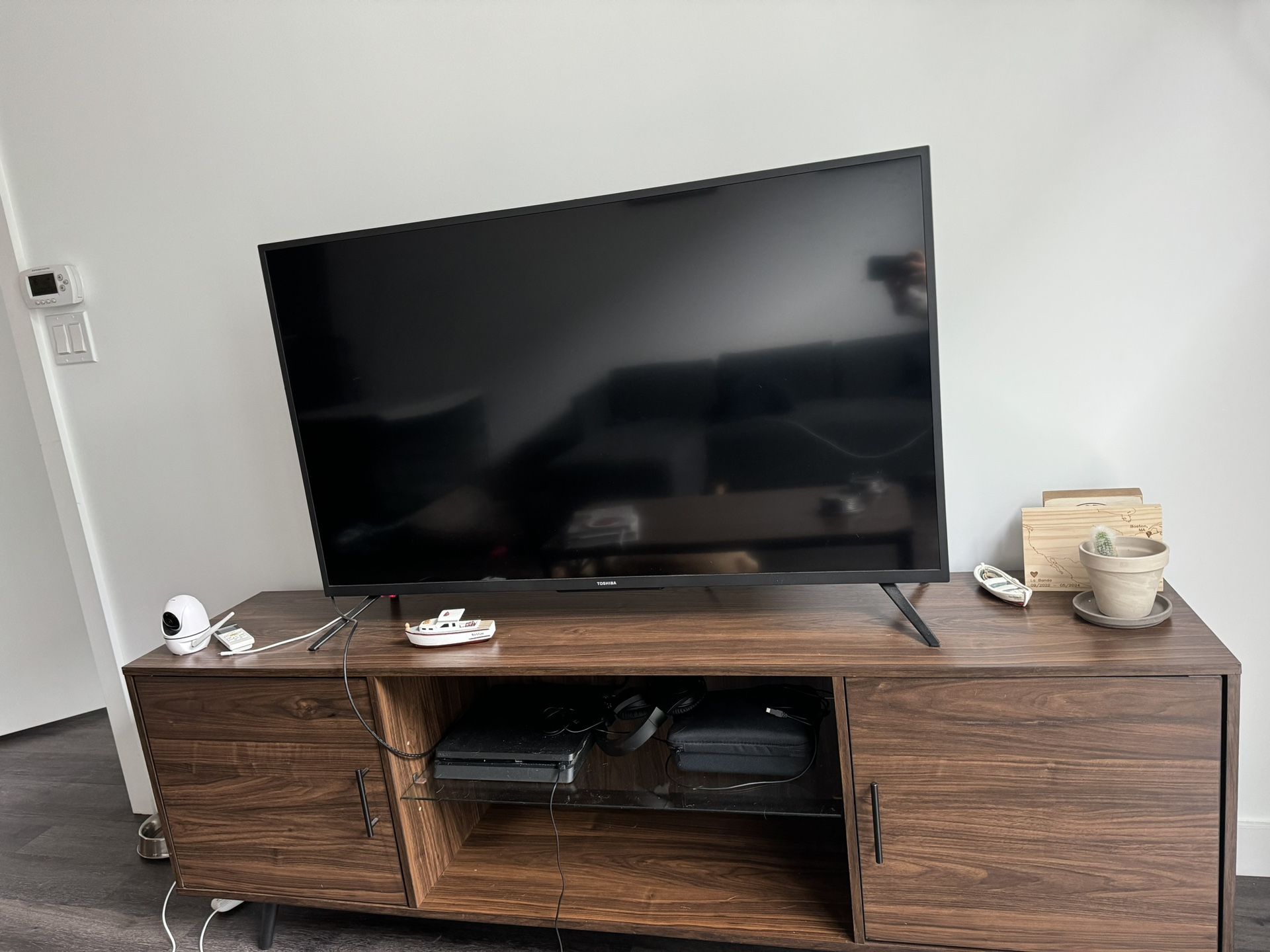 TV