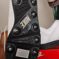 New Golf Shoes 