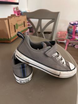 Size 2 kids converse